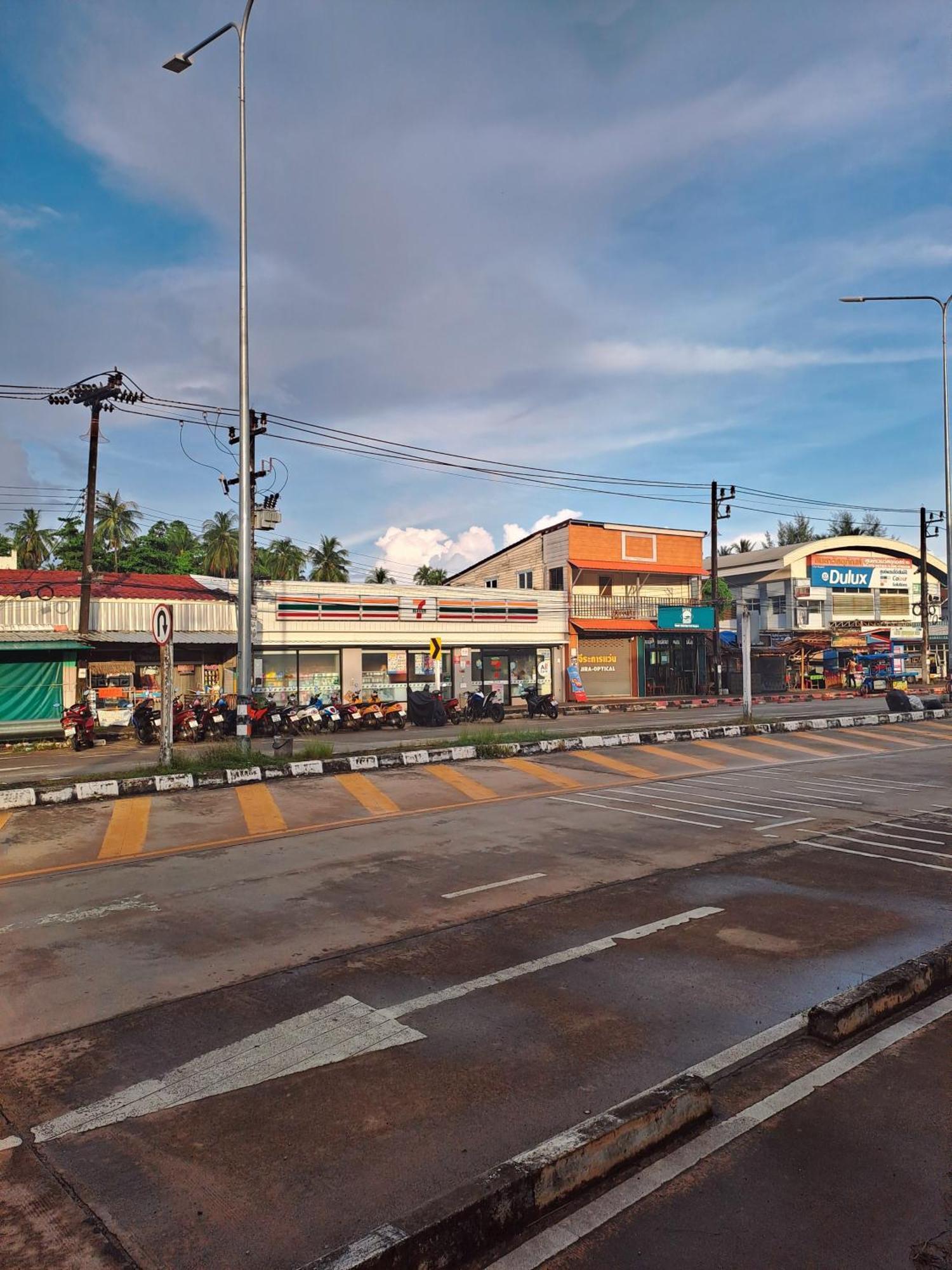 นารายา รีสอร์ต Hotel เกาะลันตา ภายนอก รูปภาพ